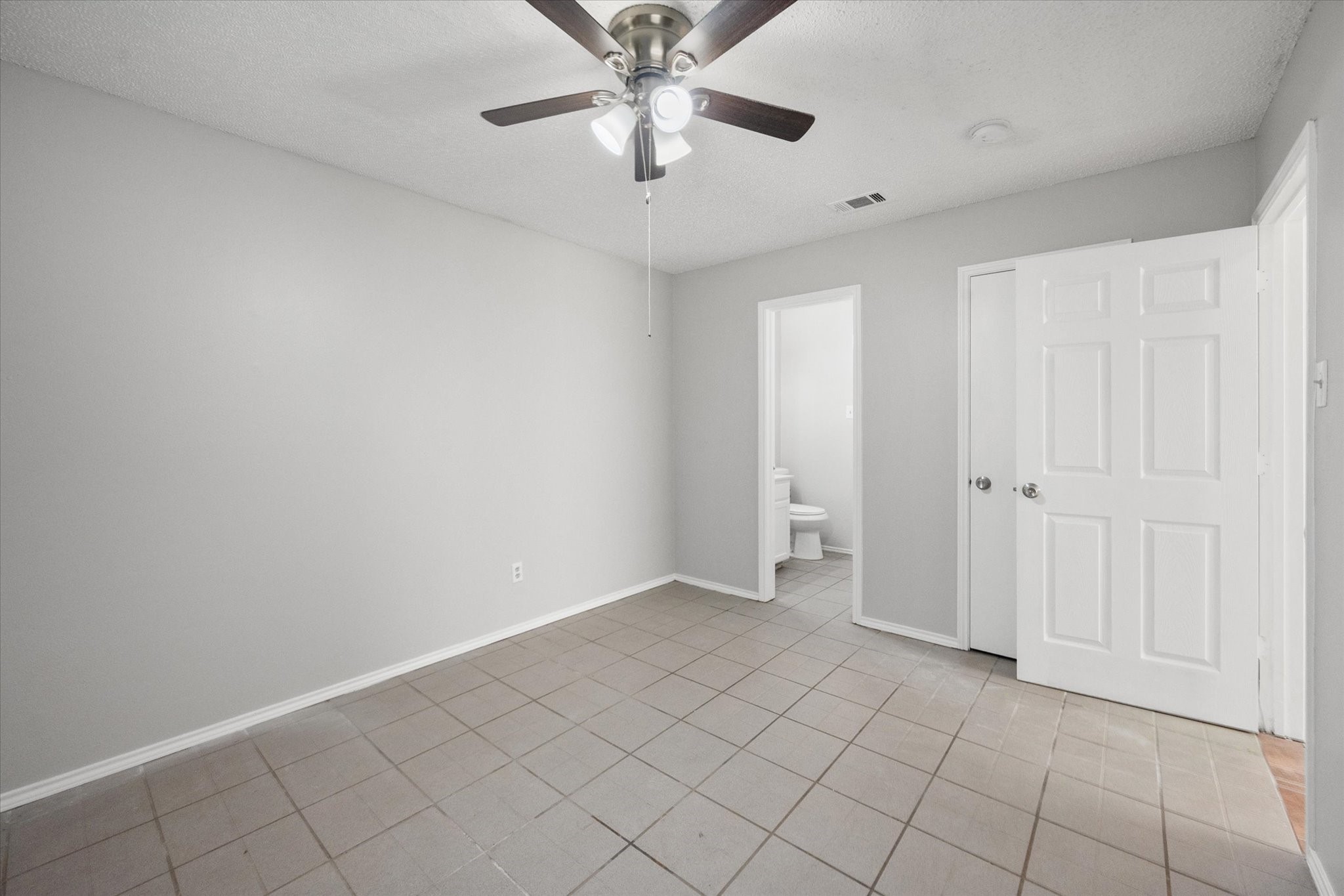 5821 Mansfield Road Arlington TX 76017