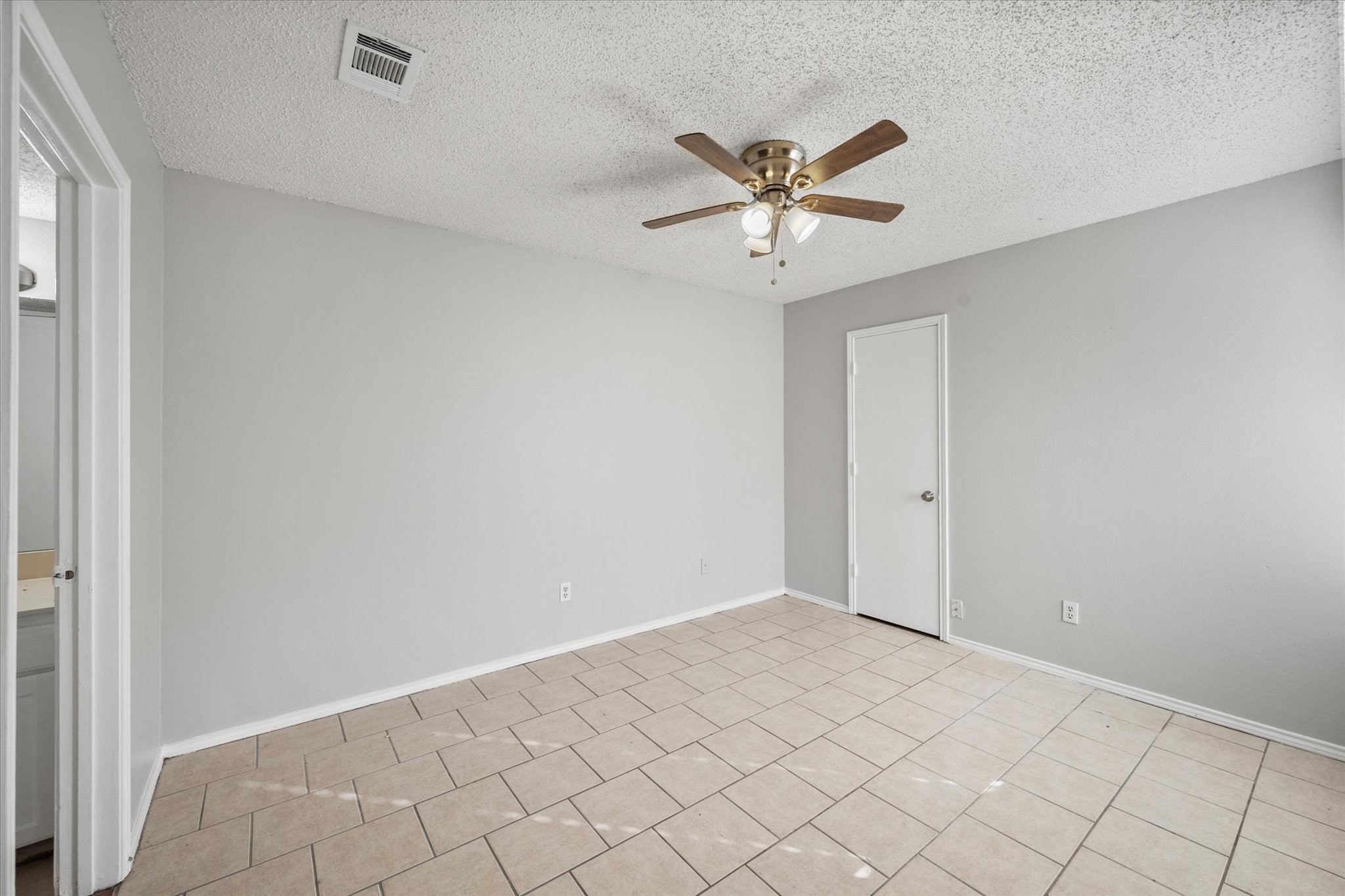 5821 Mansfield Road Arlington TX 76017