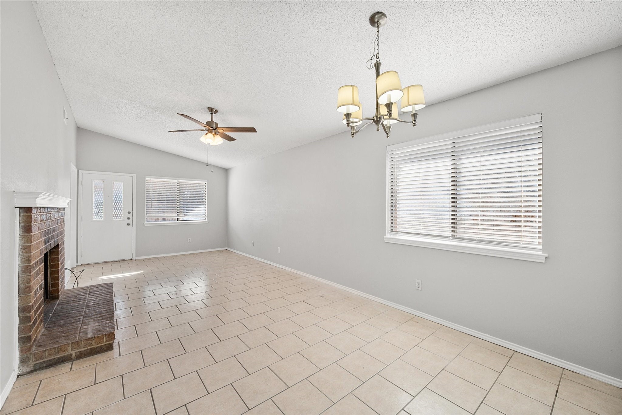 5821 Mansfield Road Arlington TX 76017