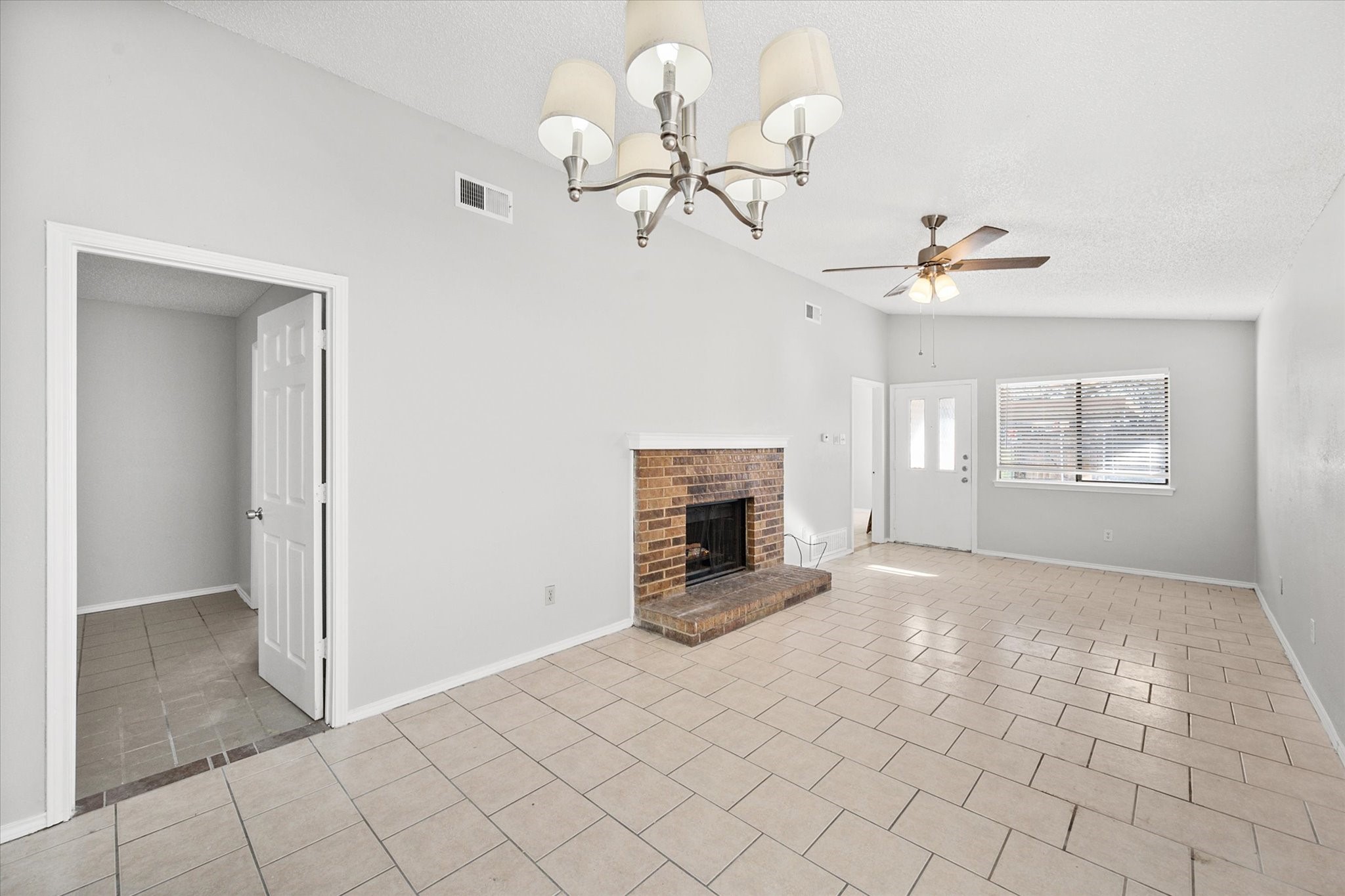 5821 Mansfield Road Arlington TX 76017