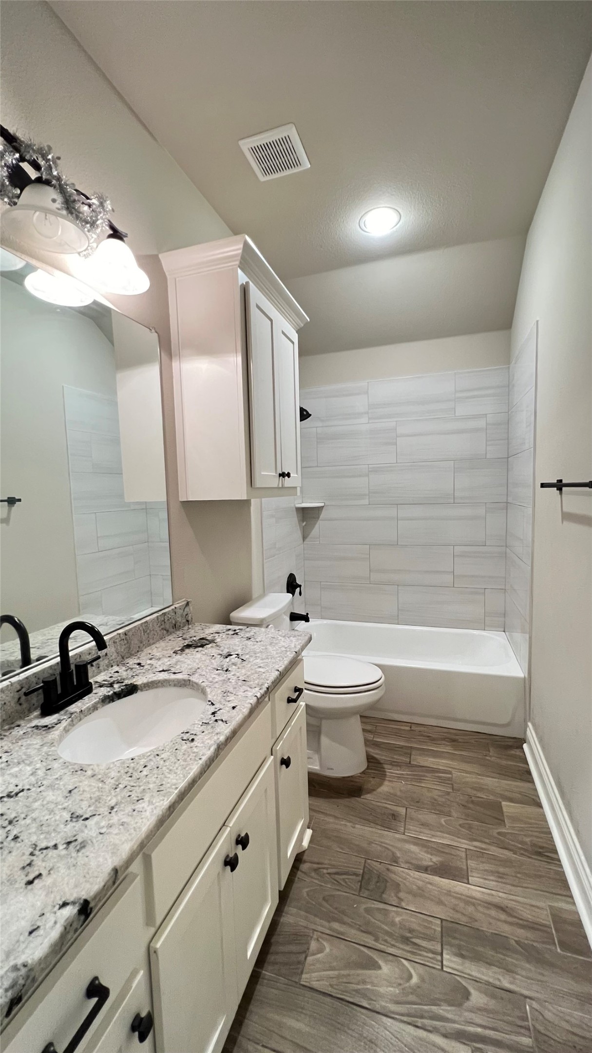 906 Tippit Lane Greenville TX 75402