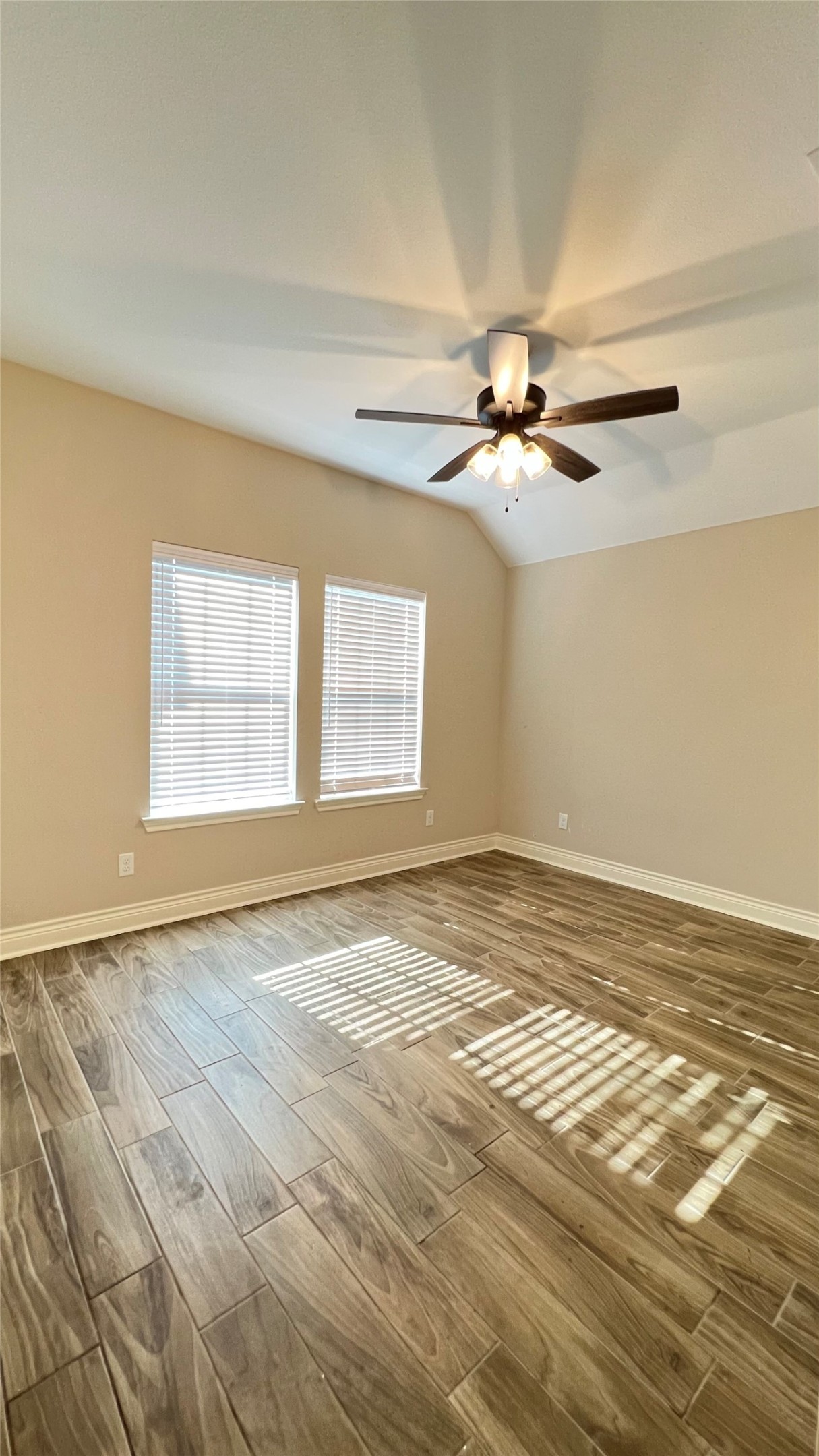 906 Tippit Lane Greenville TX 75402