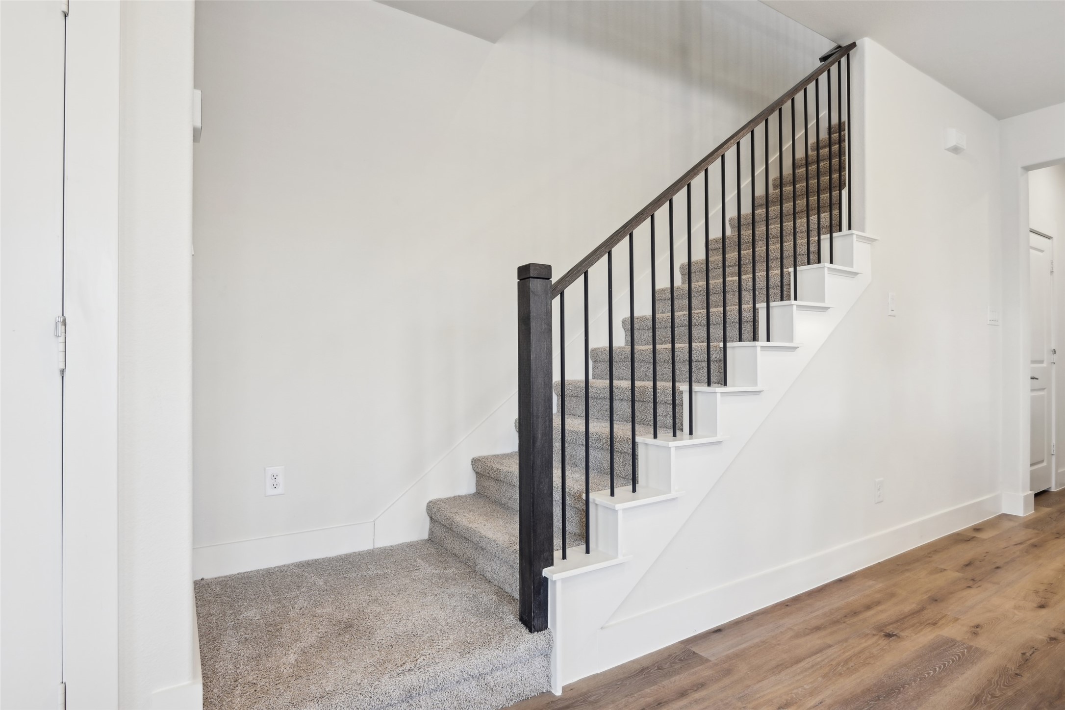 12895 Red Hawk Drive Farmers Branch TX 75234
