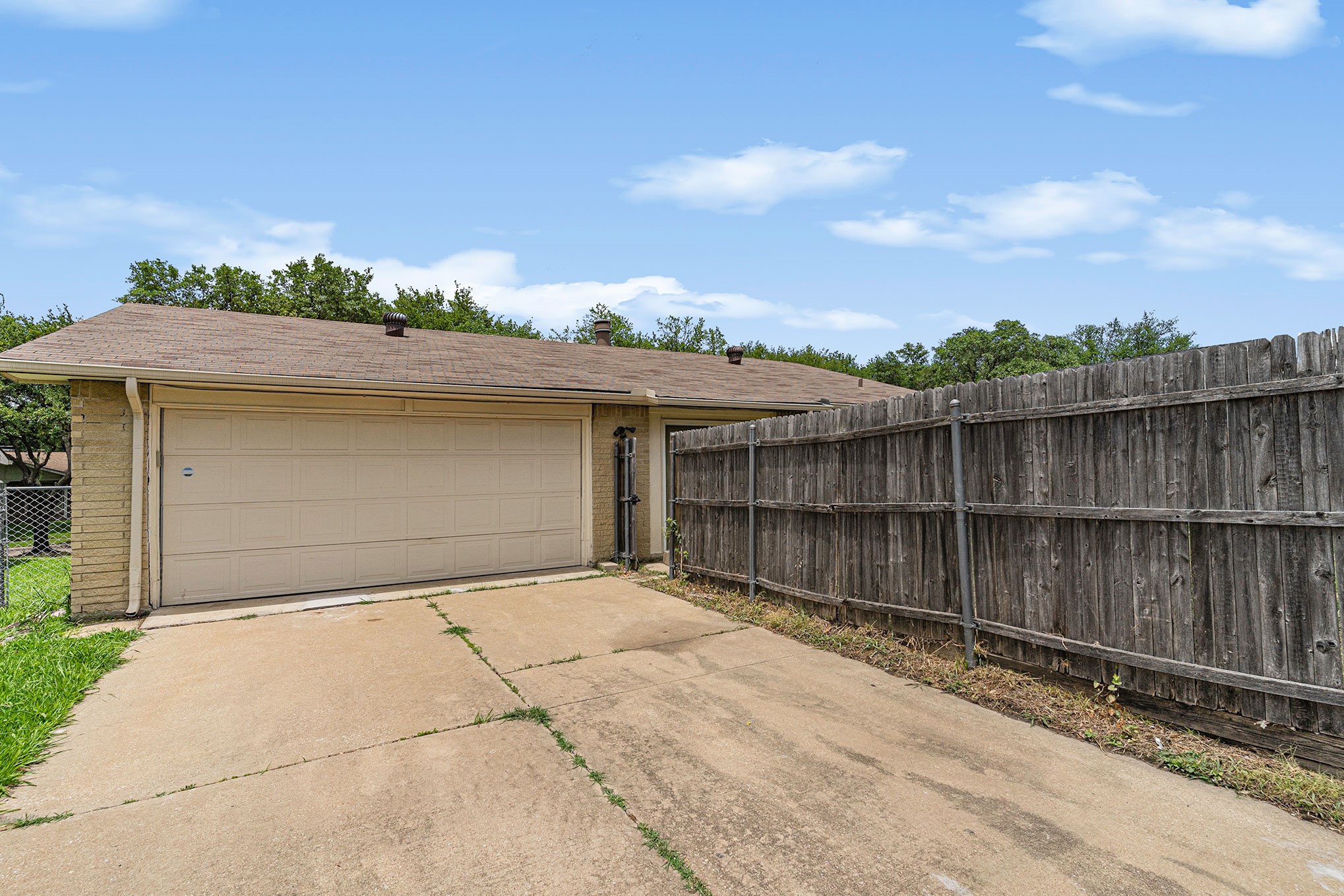 1822 Chamberlain Drive Carrollton TX 75007