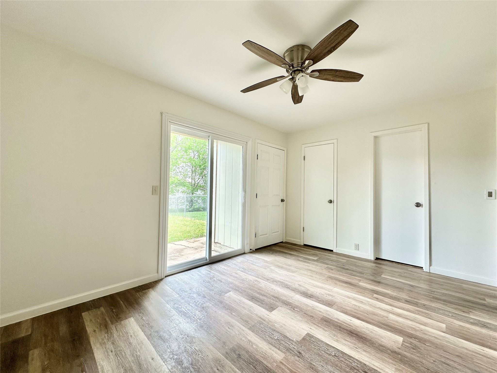 4933 Curzon Avenue Fort Worth TX 76107