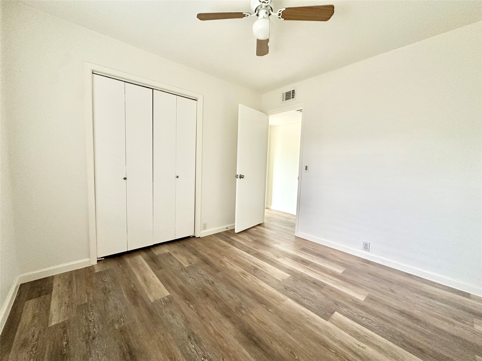 4933 Curzon Avenue Fort Worth TX 76107