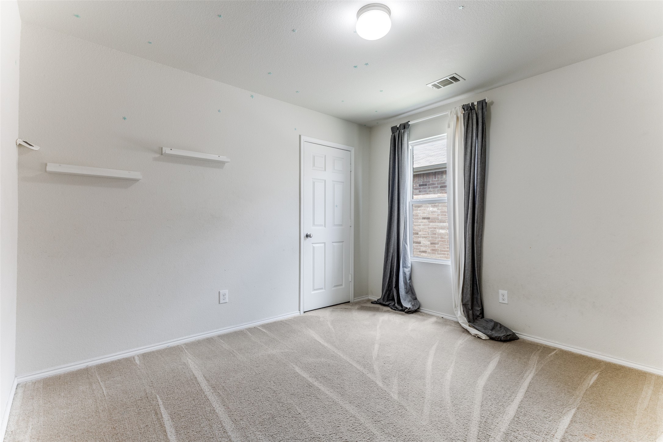 10013 Amosite Drive Fort Worth TX 76131