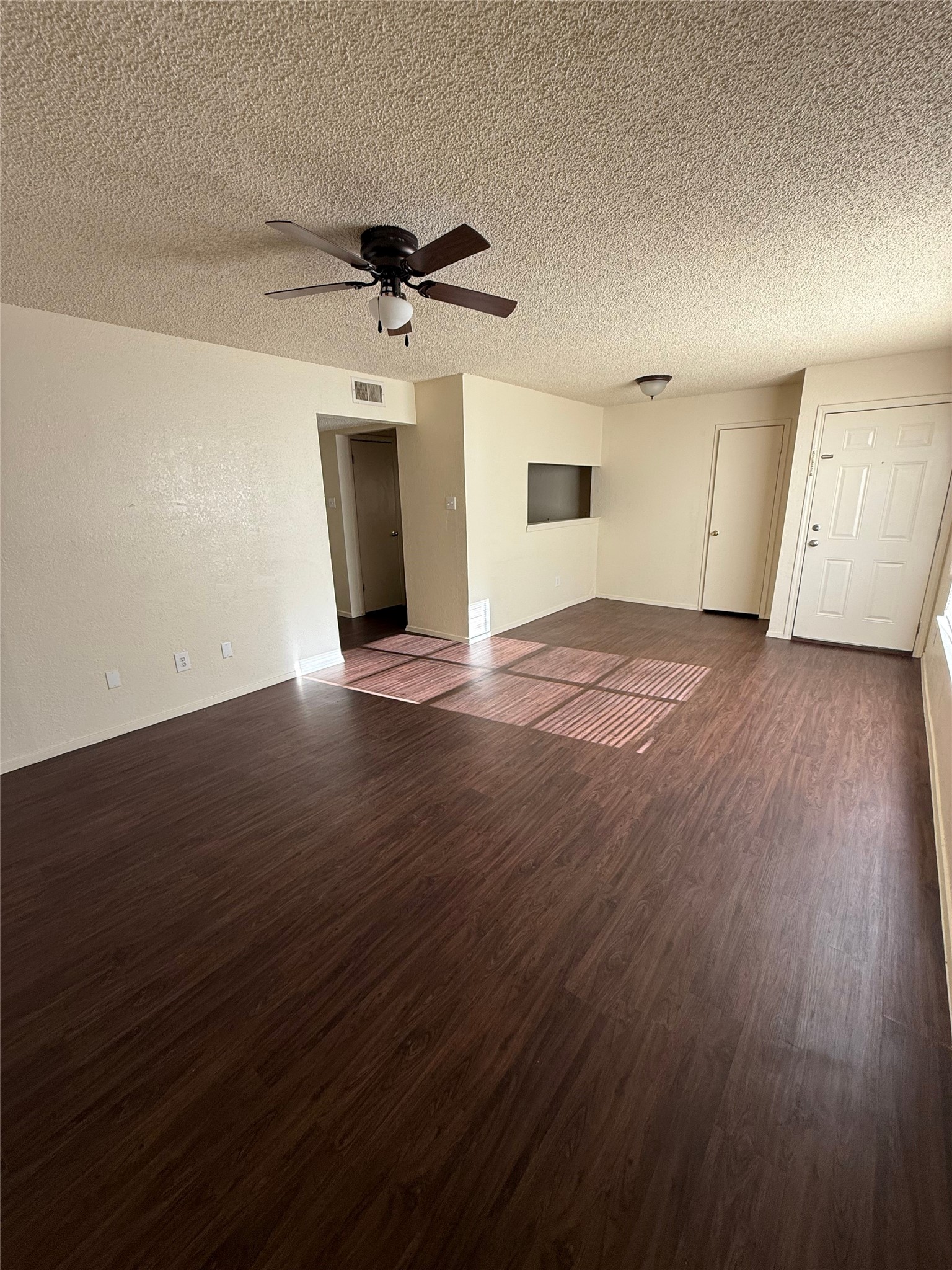 1713 Short Street Cleburne TX 76033