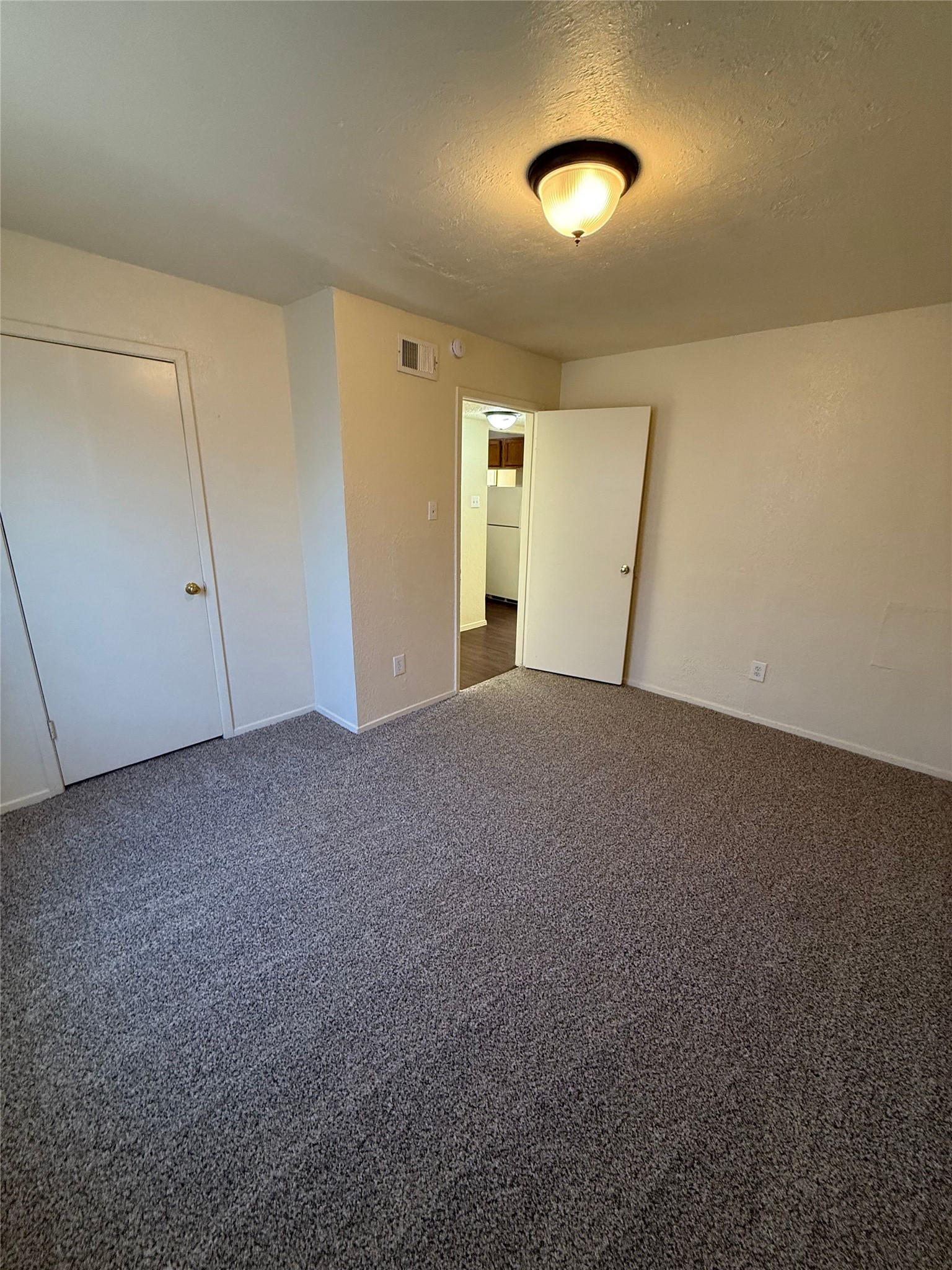 1713 Short Street Cleburne TX 76033