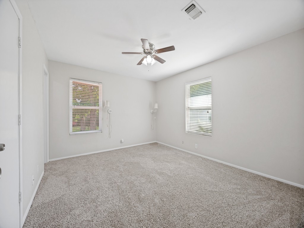 1225 W Hanna Street Denison TX 75020