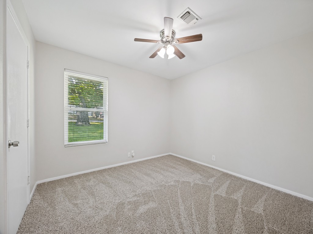 1225 W Hanna Street Denison TX 75020
