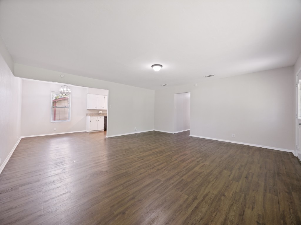 1225 W Hanna Street Denison TX 75020