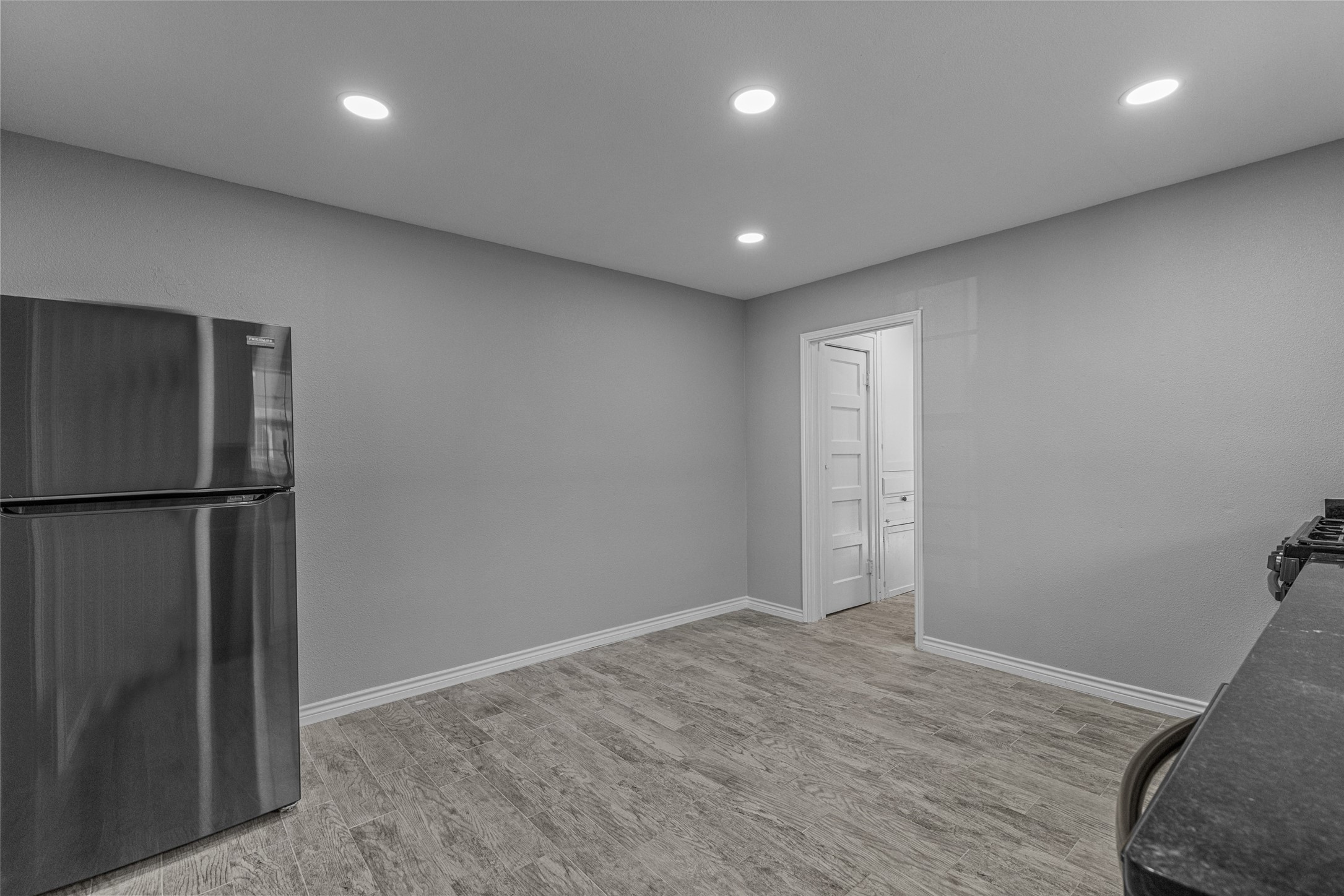 2706 Emmett Street Dallas TX 75211