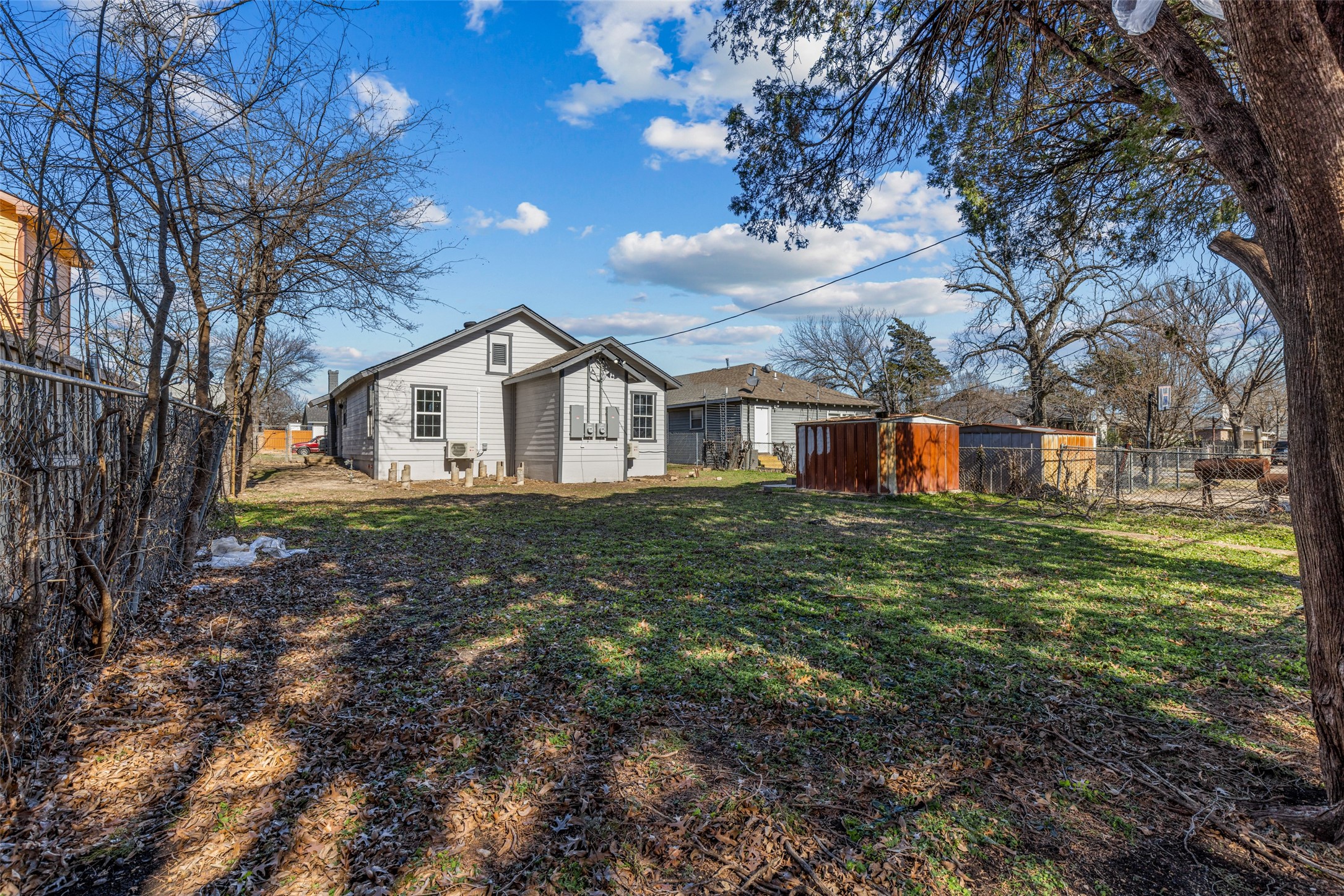 2706 Emmett Street Dallas TX 75211