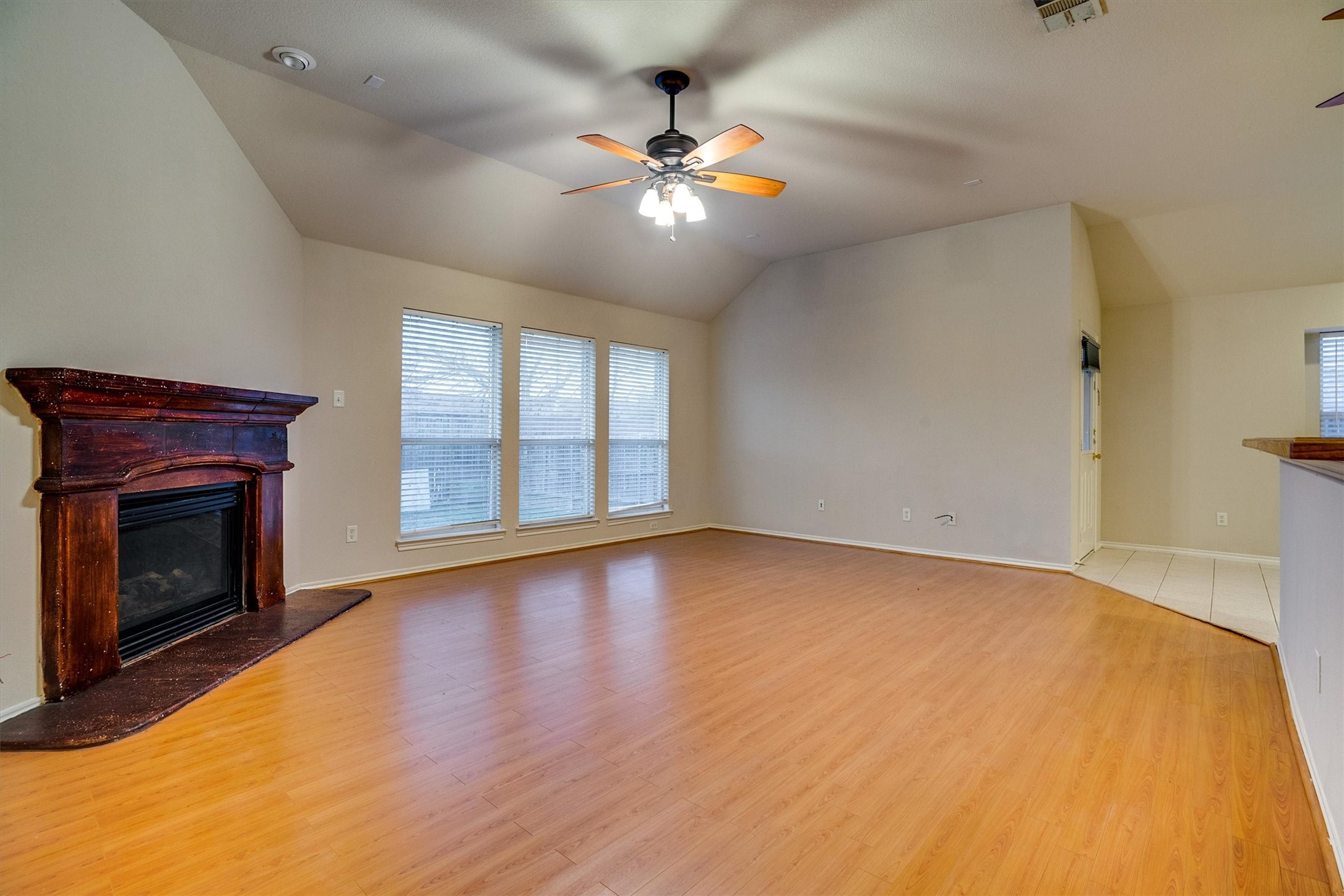 4309 Linley Lane Fort Worth TX 76244