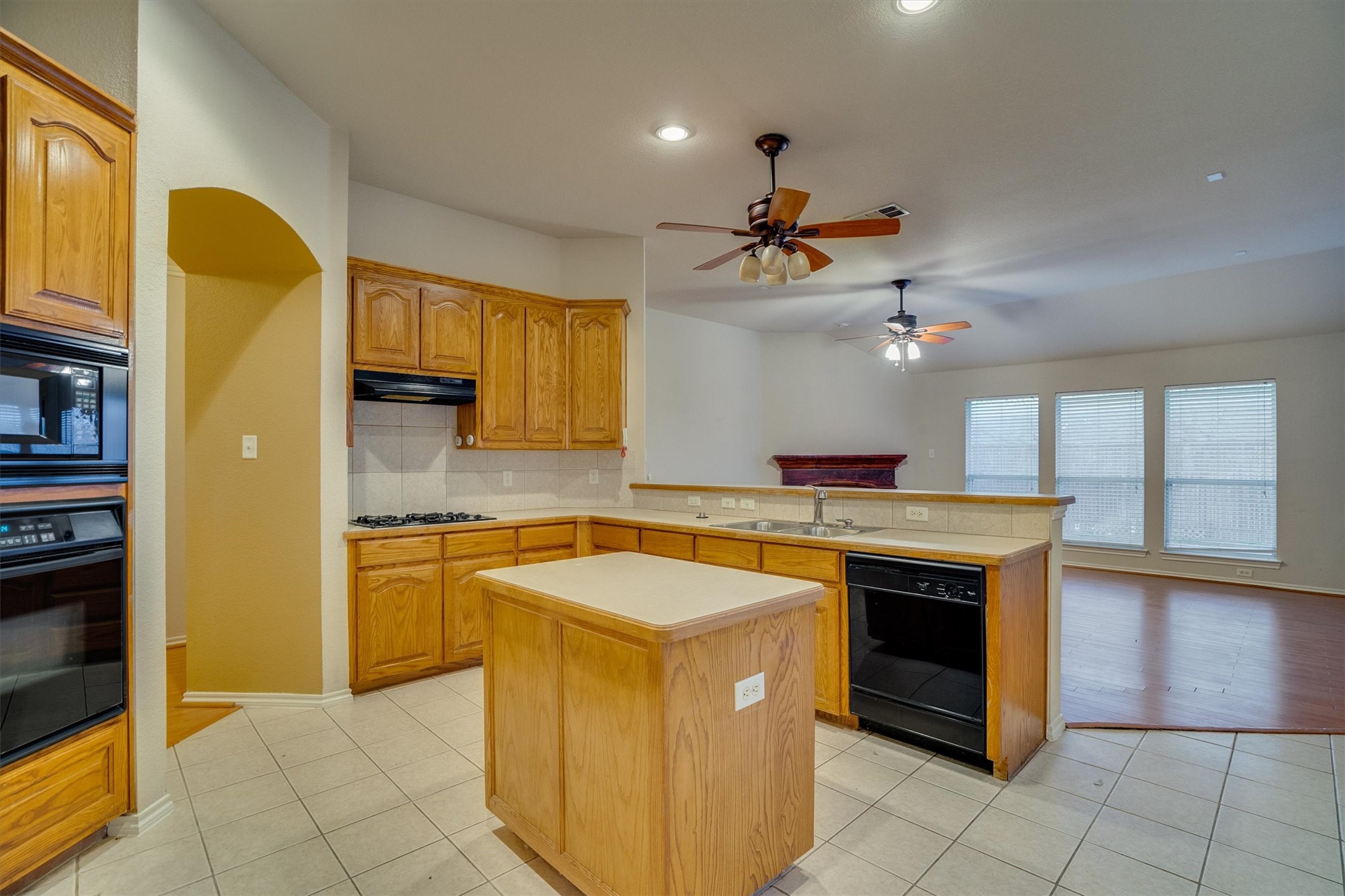 4309 Linley Lane Fort Worth TX 76244