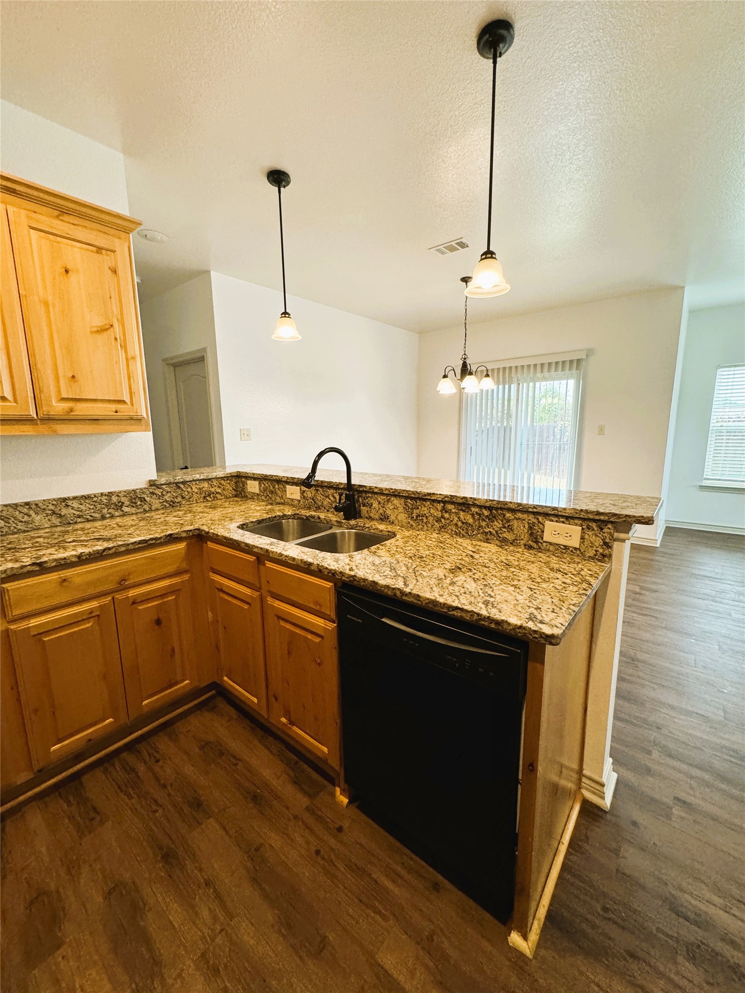 212 Lasso Circle Mabank TX 75143