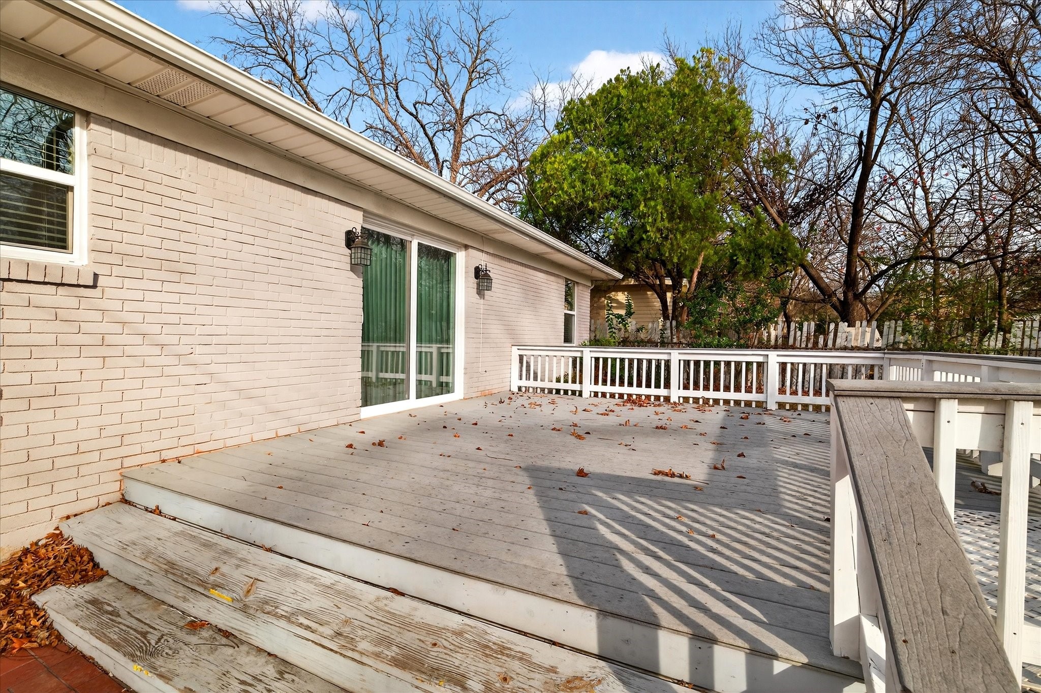 1807 W Josephine Street Mckinney TX 75069