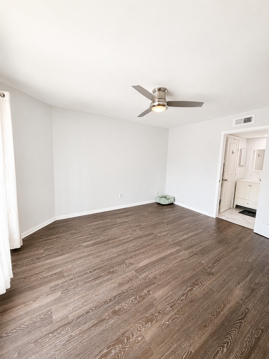 4020 Holland Avenue Dallas TX 75219