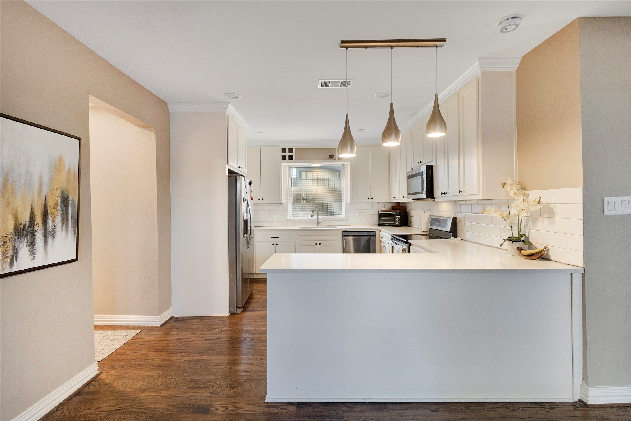 828 Elsbeth Street Dallas TX 75208