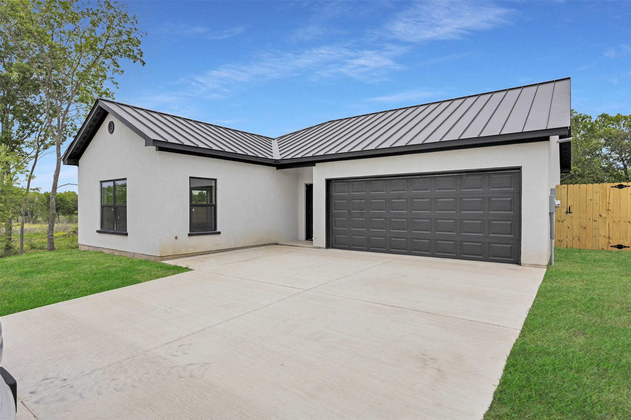 409 N Dallas Street Rice TX 75155