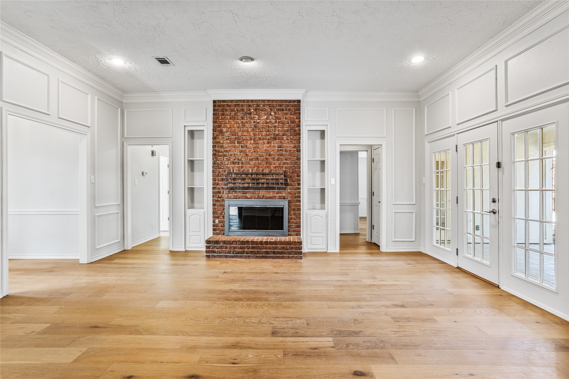 2942 Woodland Hills Drive Grapevine TX 76051