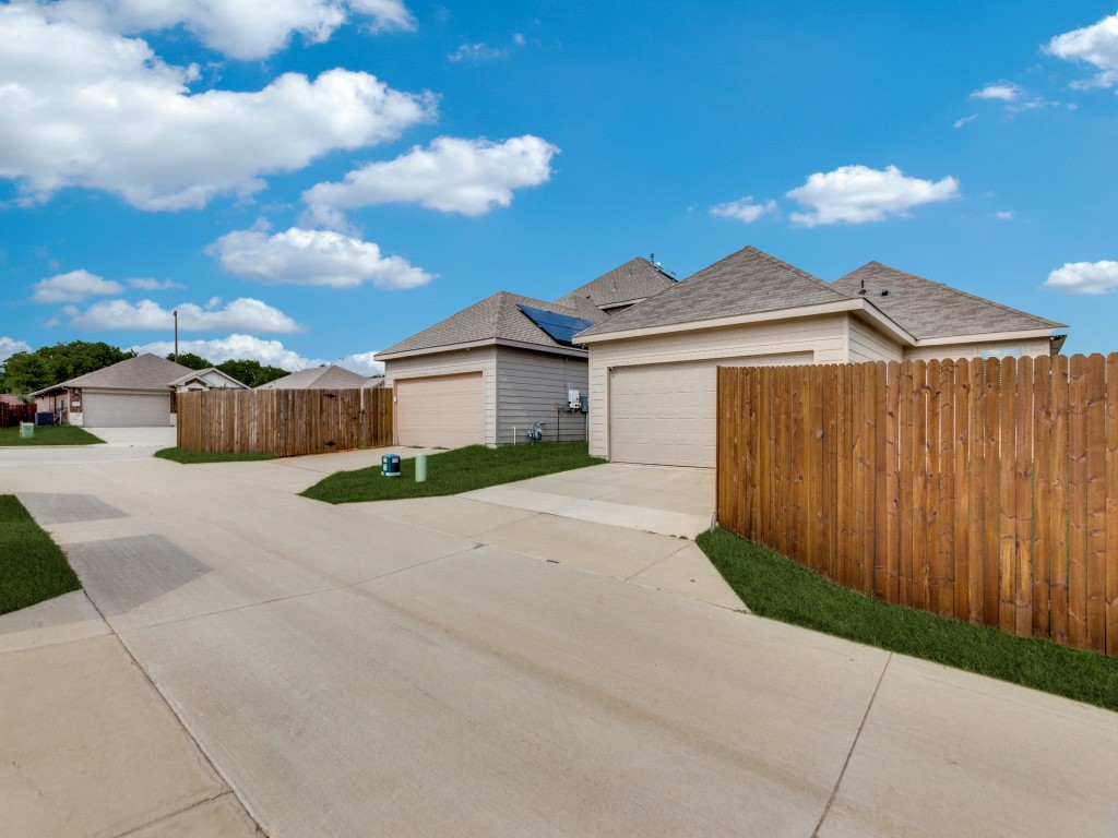 2804 Bursera Lane Fort Worth TX 76108