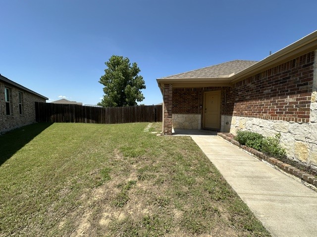 1202 Meadow Wood Princeton TX 75407