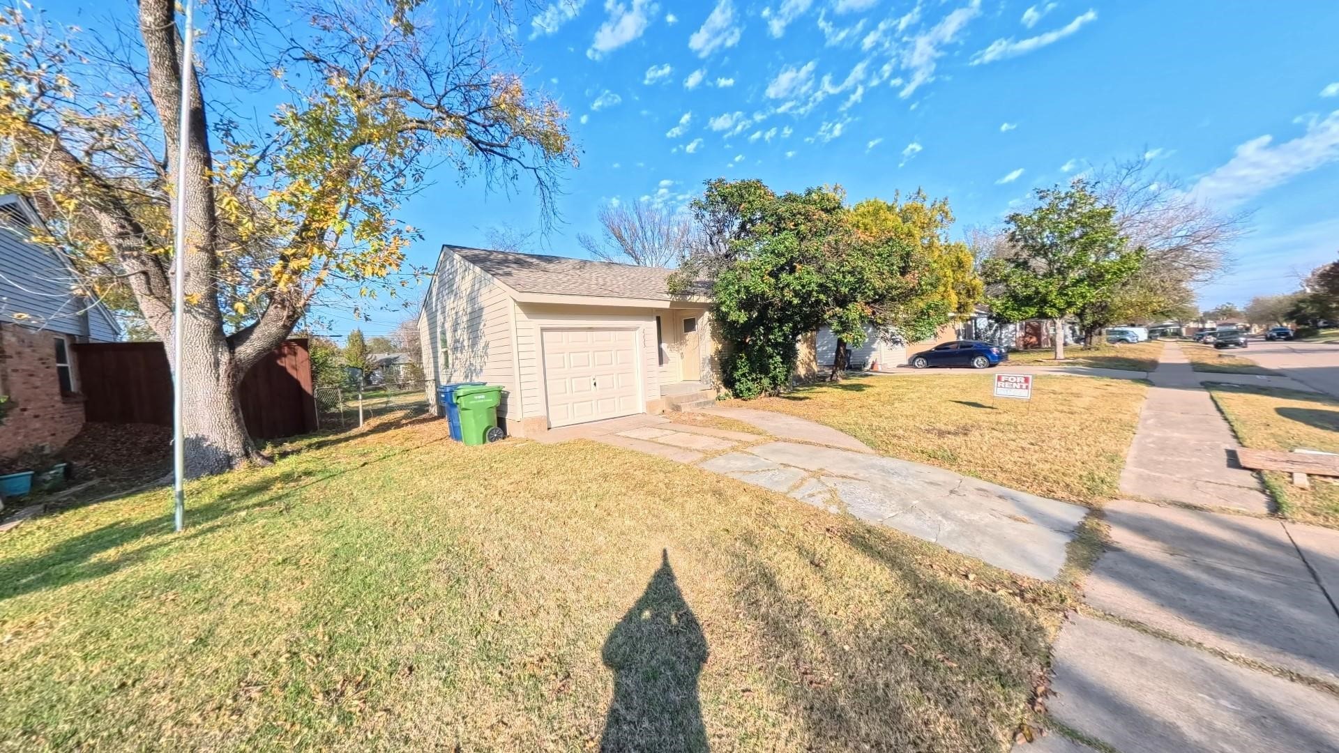 2233 Huskey Street Garland TX 75041