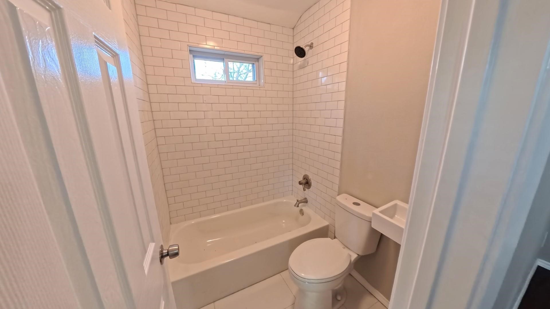 2233 Huskey Street Garland TX 75041