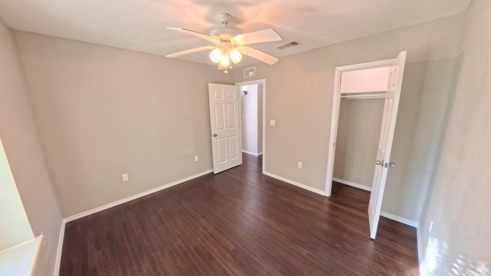 2233 Huskey Street Garland TX 75041