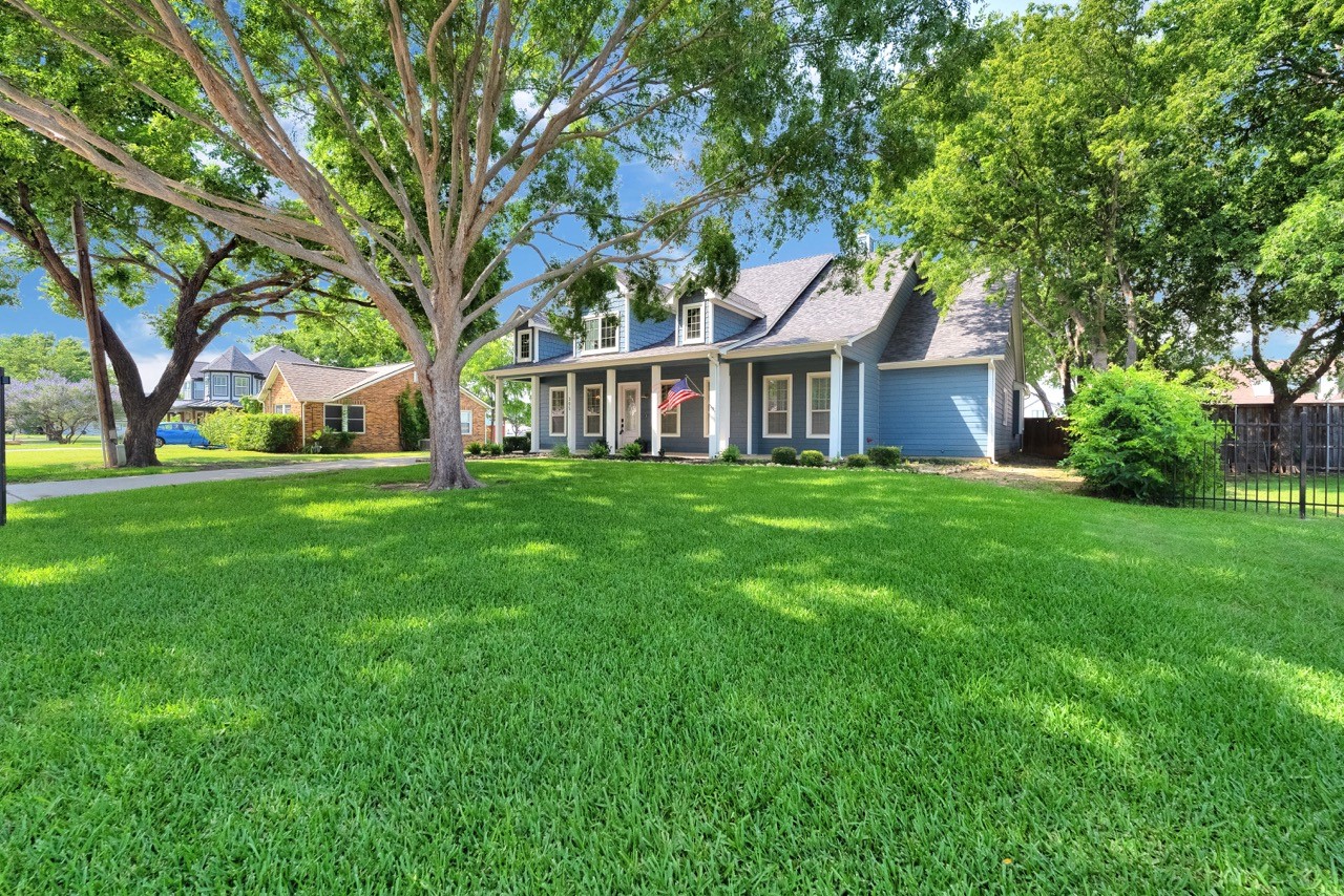 305 Main Street Roanoke TX 76262