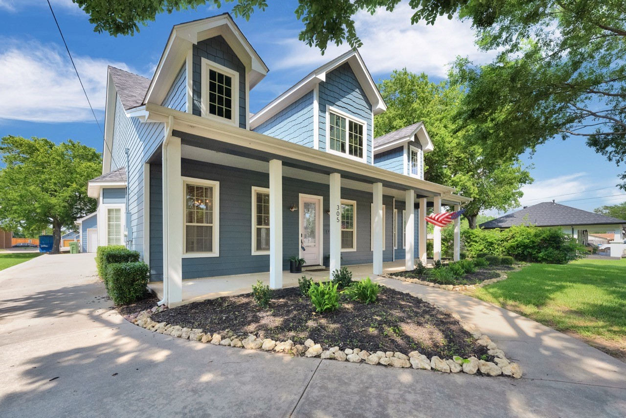 305 Main Street Roanoke TX 76262