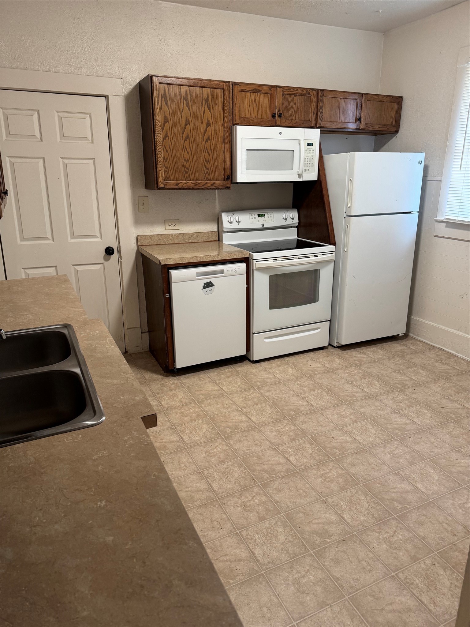313 E Lloyd Street Krum TX 76249