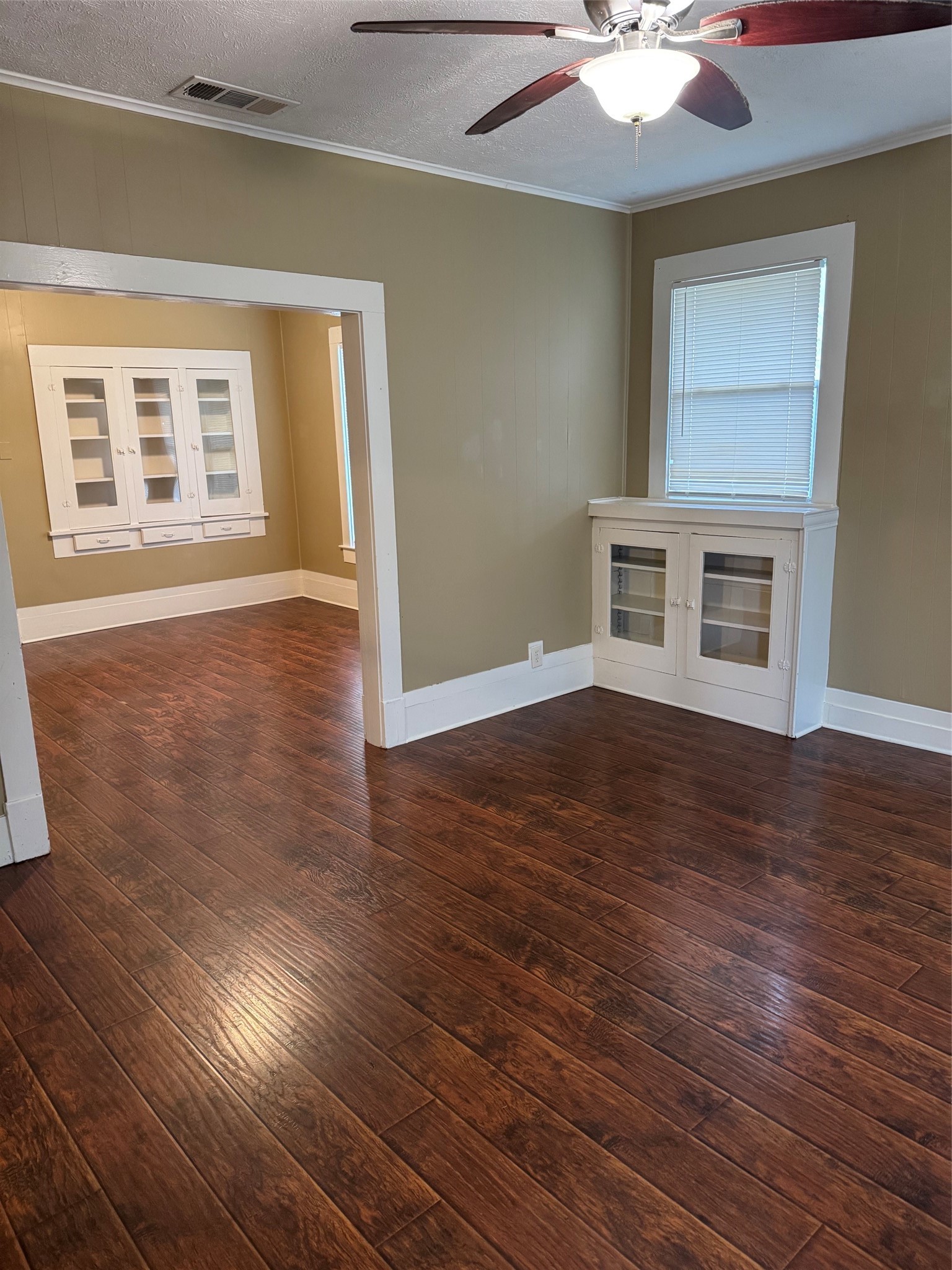 313 E Lloyd Street Krum TX 76249