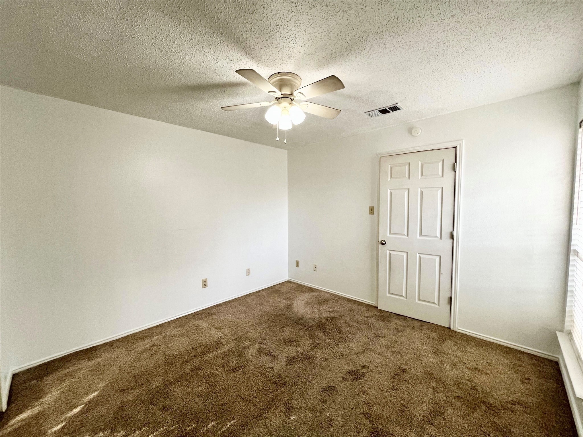 1450 Meadowood Village Drive Fort Worth TX 76120