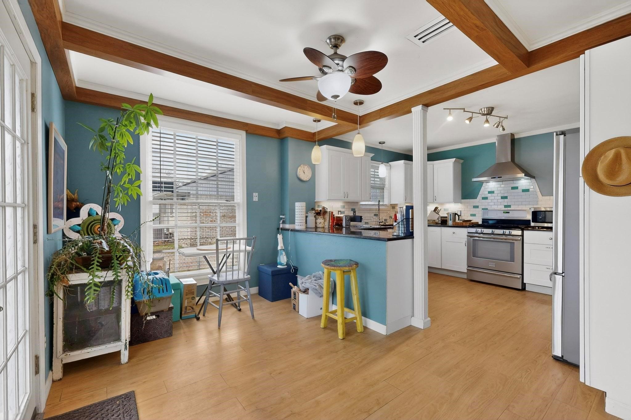 1707 Mariposa Drive Dallas TX 75228