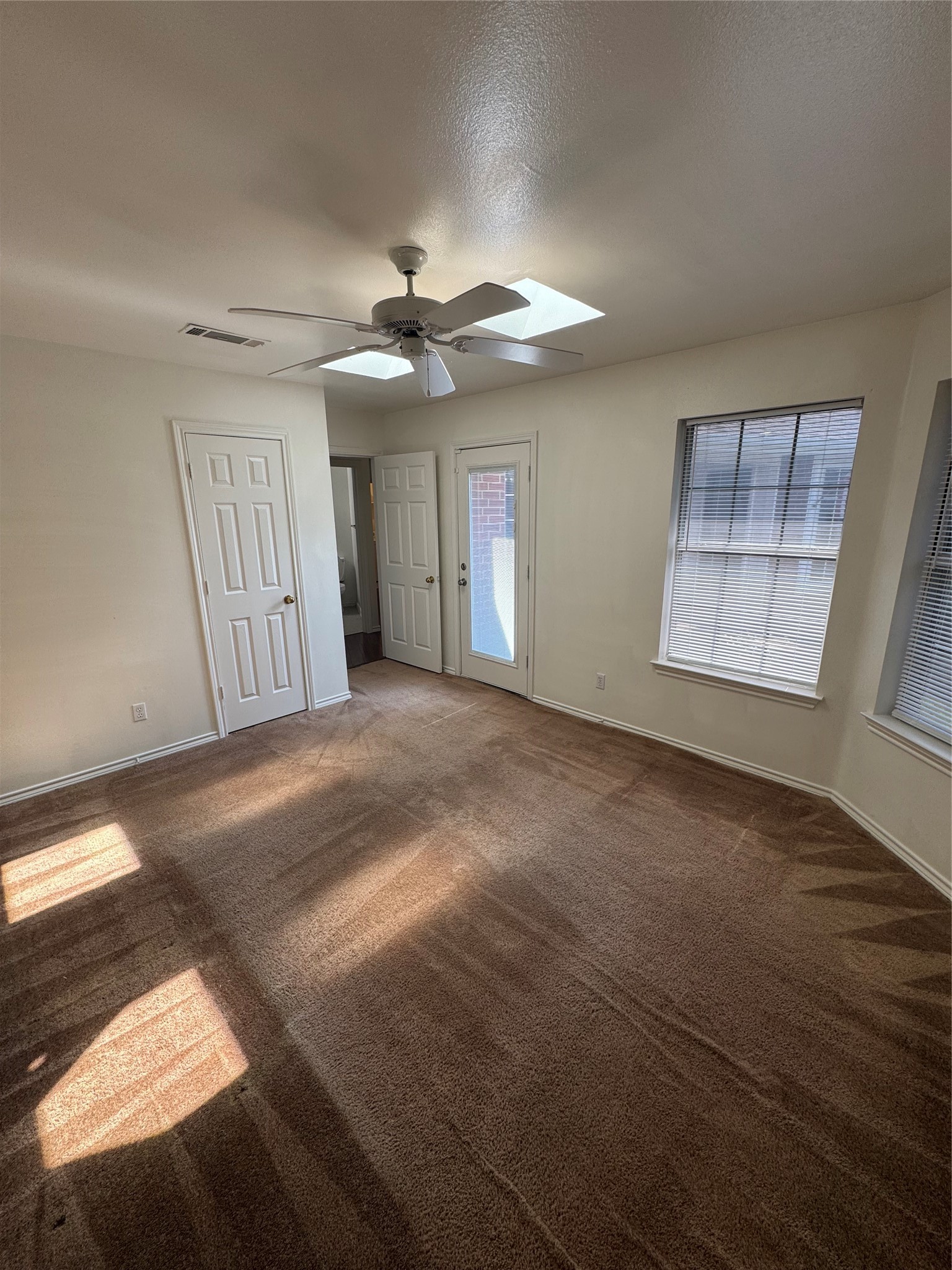 100 Streamside Drive Desoto TX 75115