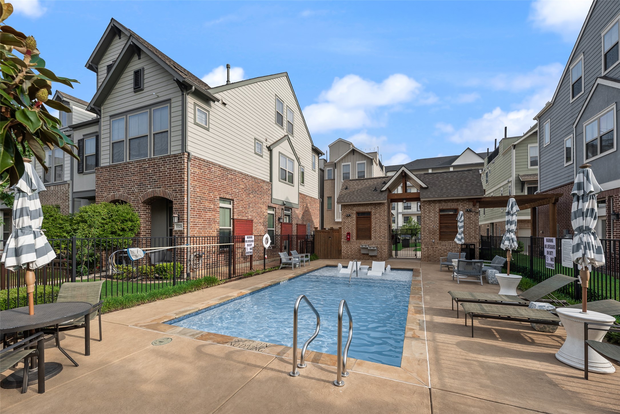 1115 Manacor Lane Dallas TX 75212