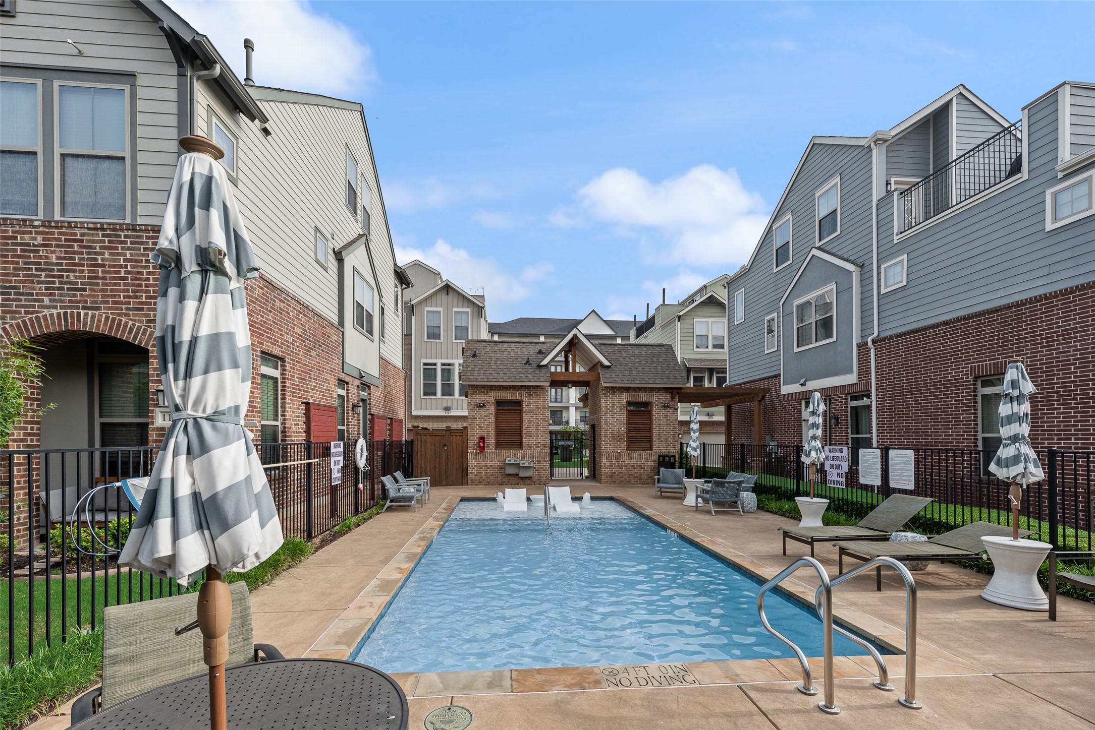 1115 Manacor Lane Dallas TX 75212