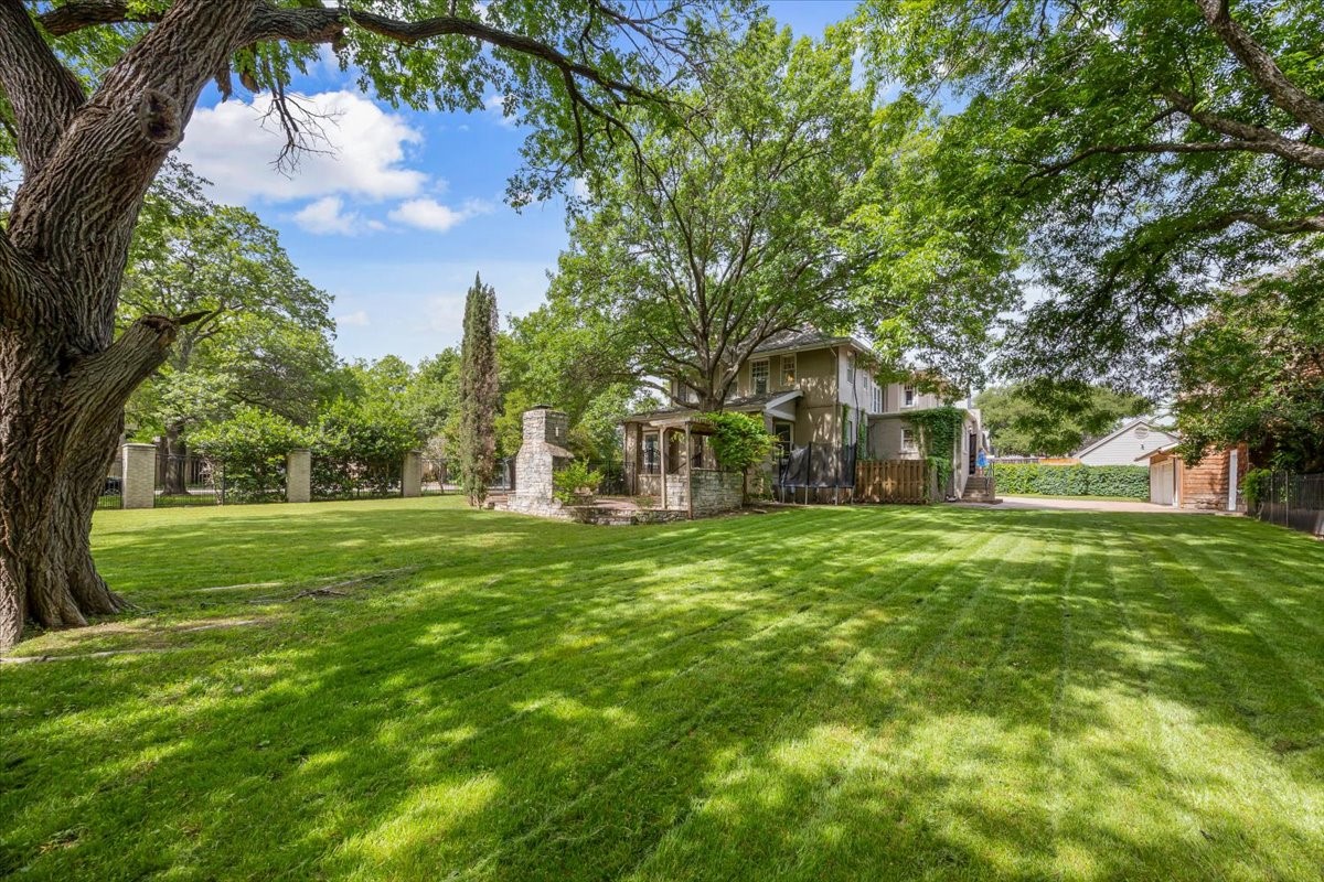 4720 Collinwood Avenue Fort Worth TX 76107