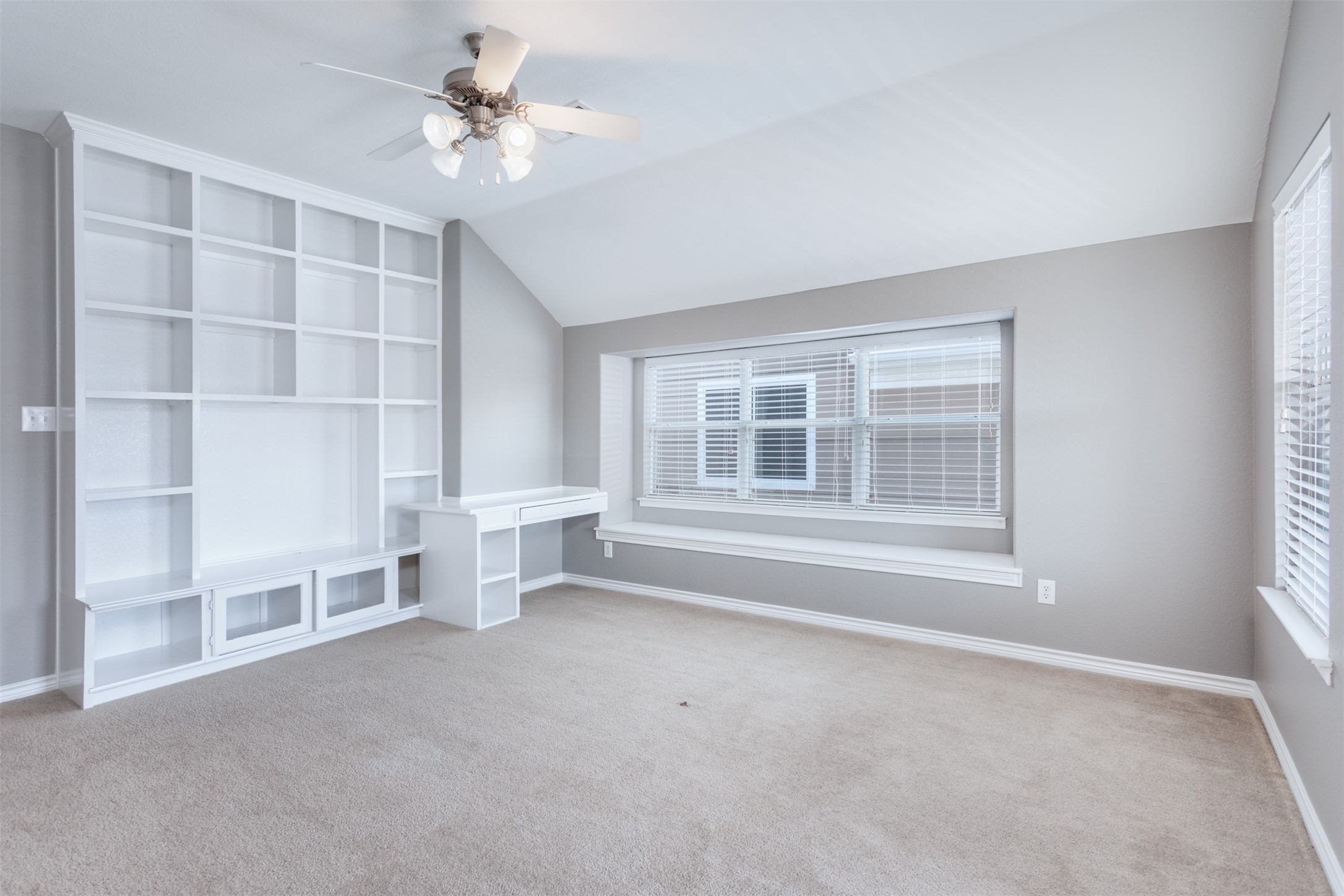 1240 Hayden Lane Savannah TX 76227
