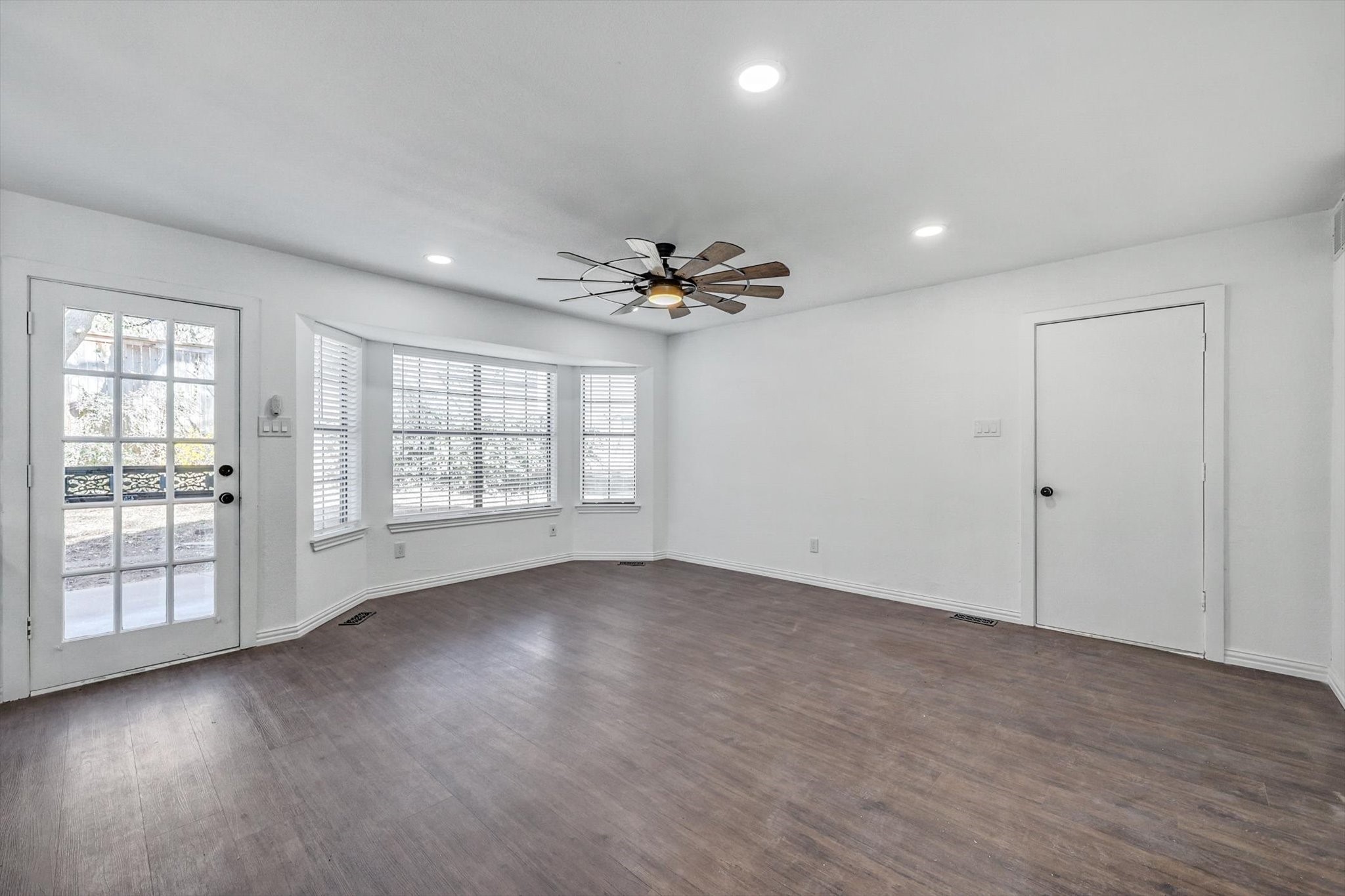 200 Eagle Court Bedford TX 76021