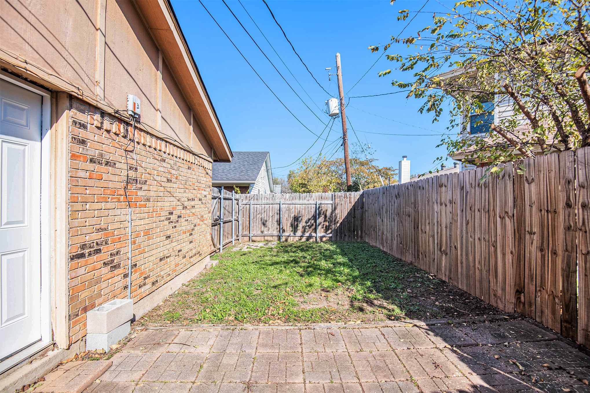 617 S Las Vegas Trail White Settlement TX 76108