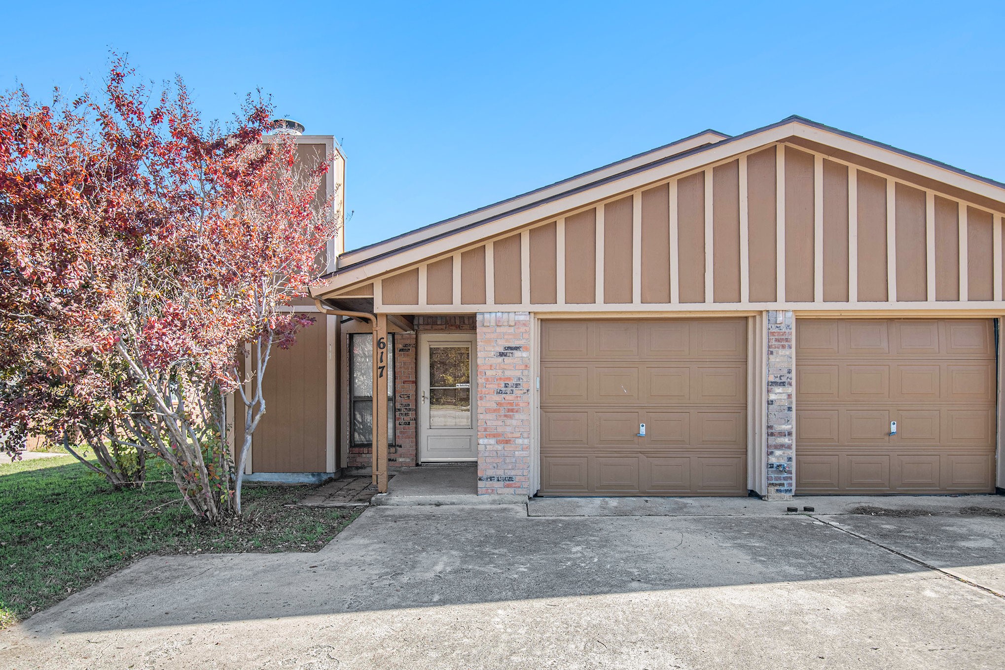 617 S Las Vegas Trail White Settlement TX 76108