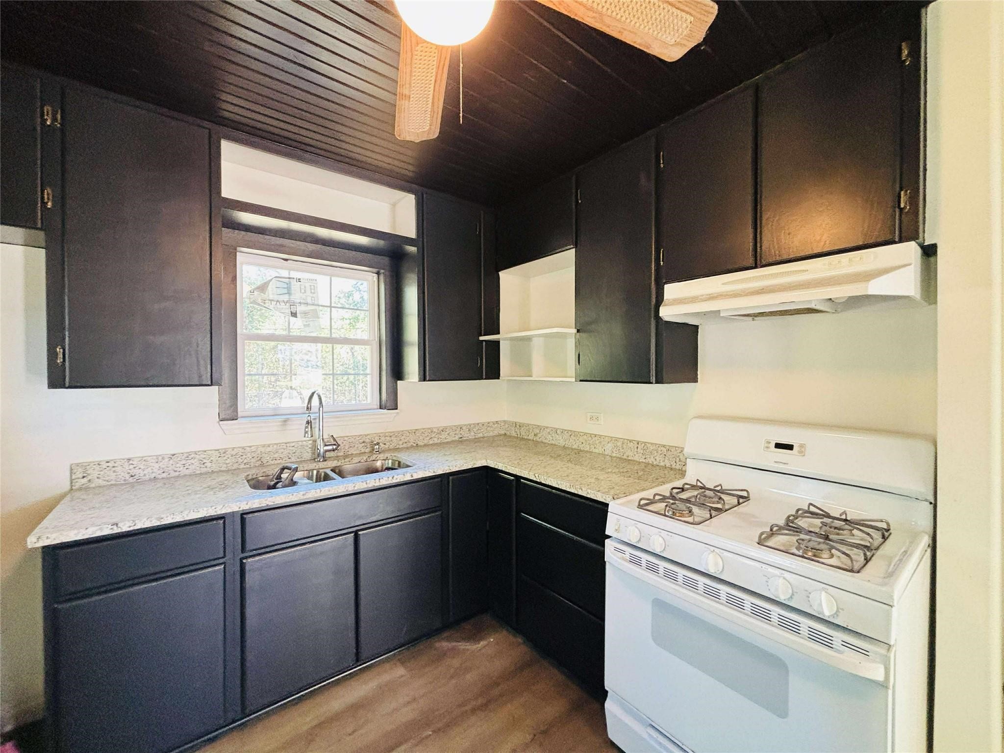 2762 Beverly Hills Drive Sansom Park TX 76114