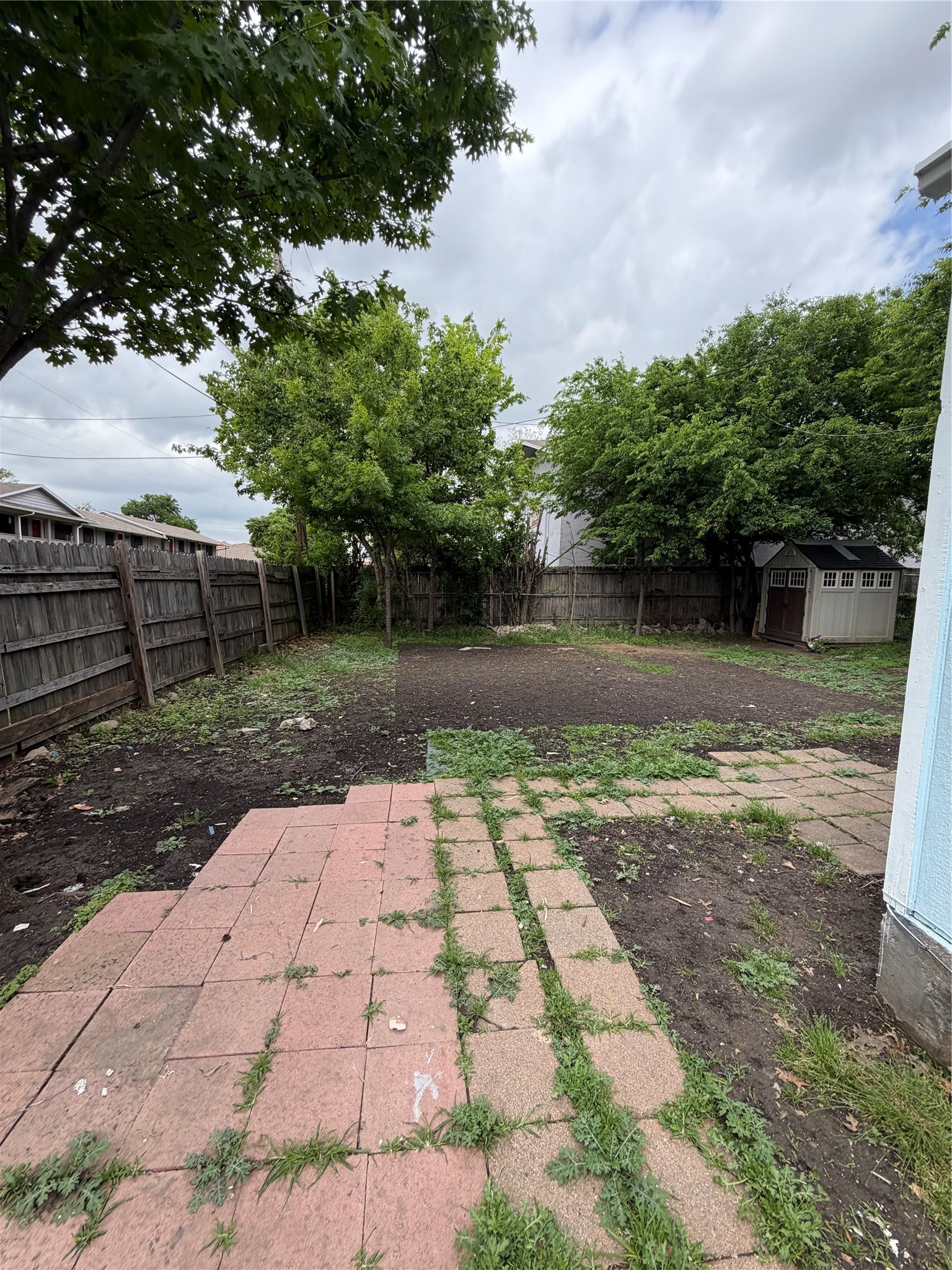 1227 W Avenue E Garland TX 75040