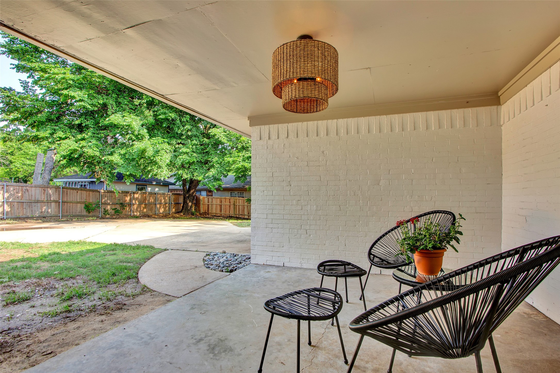 2910 W Crawford Street Denison TX 75020