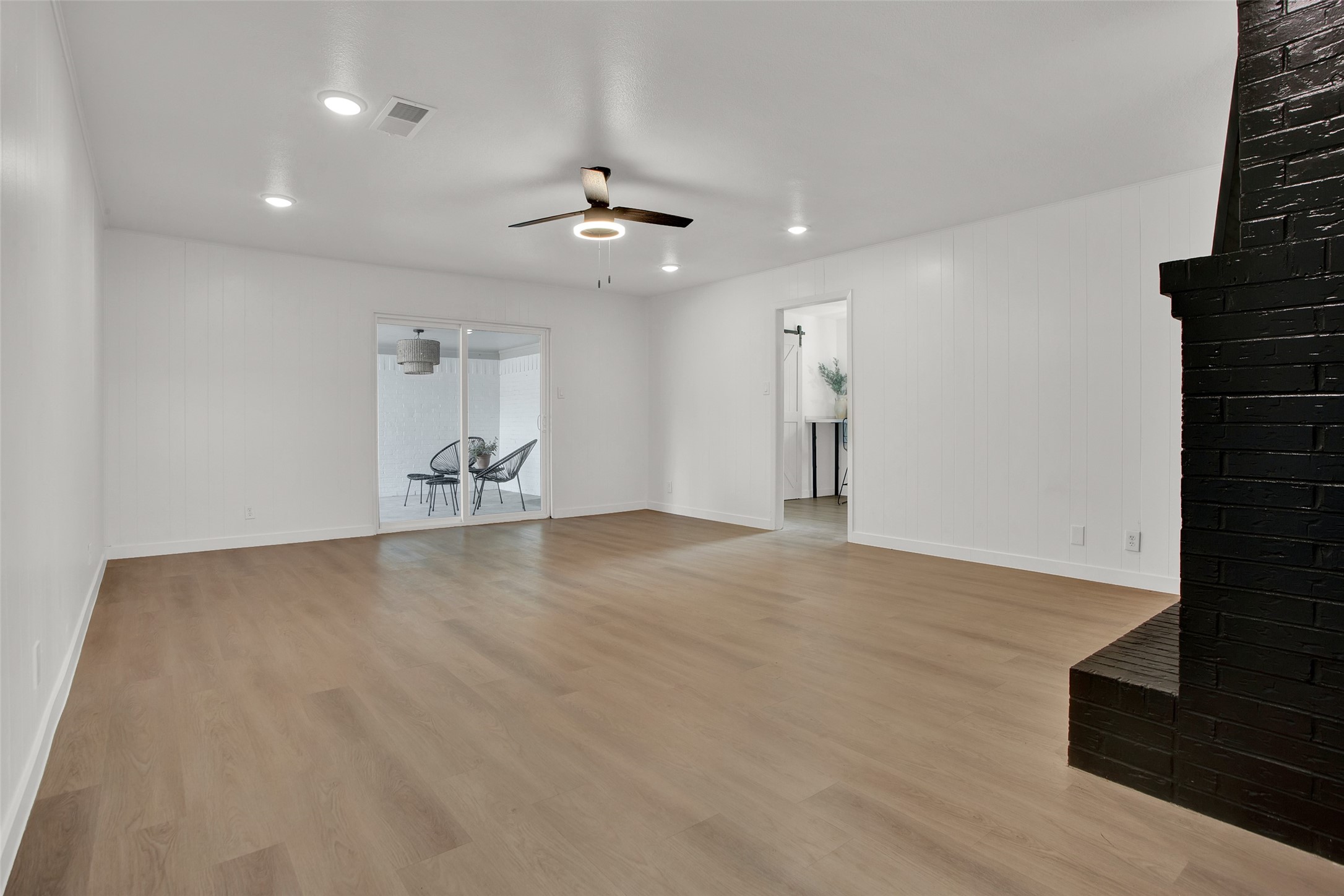 2910 W Crawford Street Denison TX 75020