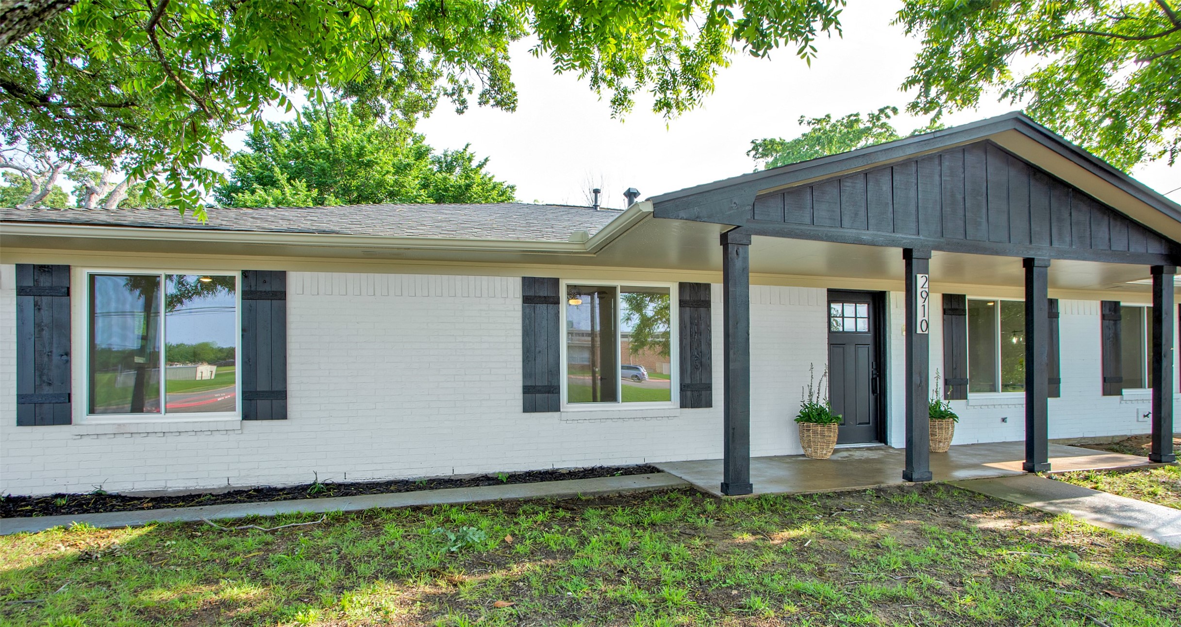 2910 W Crawford Street Denison TX 75020